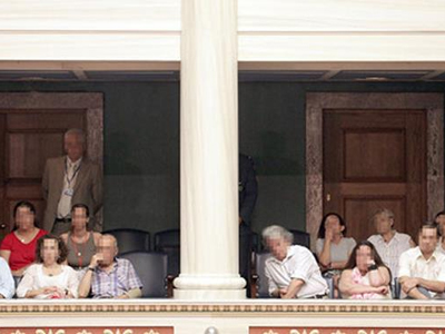 Στη Βουλή οι γονείς των προφυλακισμένων για τους Πυρήνες