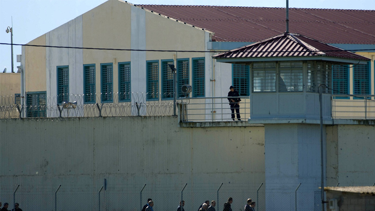Συμπλοκή κρατουμένων στις φυλακές Τρικάλων
