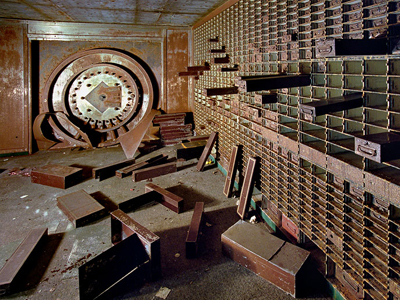 Κλείδωσαν 91χρονη στο θησαυροφυλάκιο τράπεζας