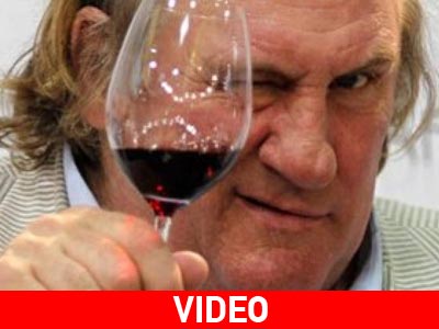 Ζεράρ Ντεπαρντιέ: Ήπιε 14 μπουκάλια κρασί και ανέβηκε στη σκηνή…