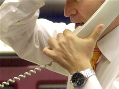 «Να σταματήσουν oι εισπρακτικές εταιρείες να ενοχλούν τους οφειλέτες»