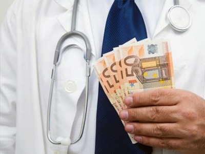 Νέα καταγγελία για καρδιοχειρουργό που ζήτησε φακελάκι 2.000 ευρώ