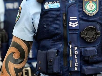 ΣτΕ: Ένστολοι με τατουάζ υπό προϋποθέσεις