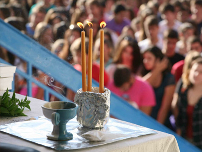 Δεν θα είναι σχολική αργία η εορτή των Τριών Ιεραρχών