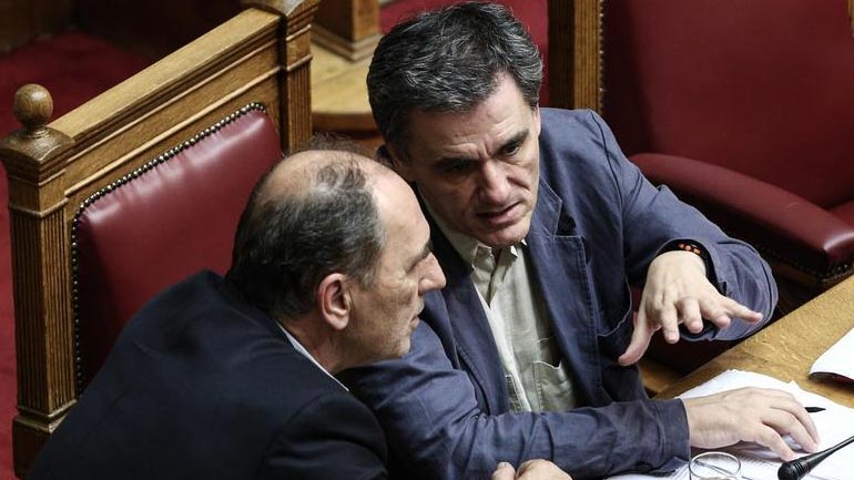 Eνημερώνουν τους βουλευτές του ΣΥΡΙΖΑ για το Μνημόνιο Eνημερώνουν τους βουλευτές του ΣΥΡΙΖΑ για το Μνημόνιο