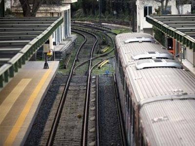 Πήδηξε στις ράγες του ΗΣΑΠ-προβλήματα στα δρομολόγια