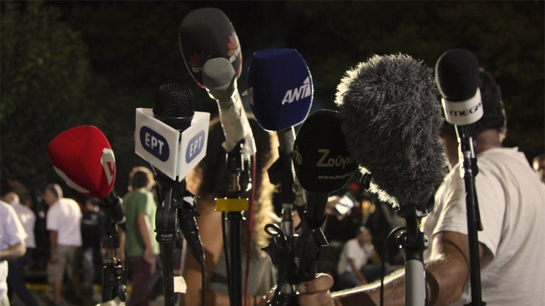 Αναζητούν λύσεις για τους δύο μονομάχους μετά το πληκτικό debate