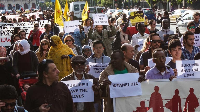 Διαμαρτυρία Σύρων προσφύγων-Κυκλοφοριακό μπλακ άουτ στη Μεσογείων