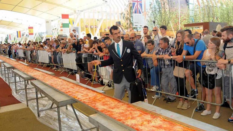 Πίτσα για… ρεκόρ Γκίνες!