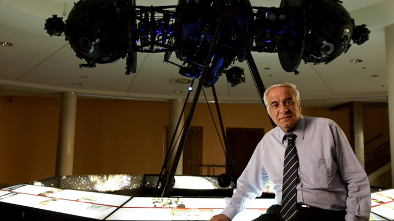 Σιμόπουλος: Η ύπαρξη νερού στον Άρη αυξάνει πολύ την πιθανότητα ύπαρξης μικροβιακής μορφής ζωής