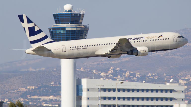 Αναστέλλει τις εργασίες της η αεροπορική εταιρία SkyGreece