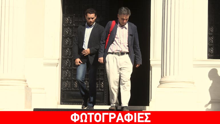 Αποχώρησε από το Μαξίμου ο Τσακαλώτος