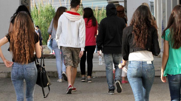 Eνδεχόμενο άρσης της αύξησης ΦΠΑ στην ιδιωτική εκπαίδευση