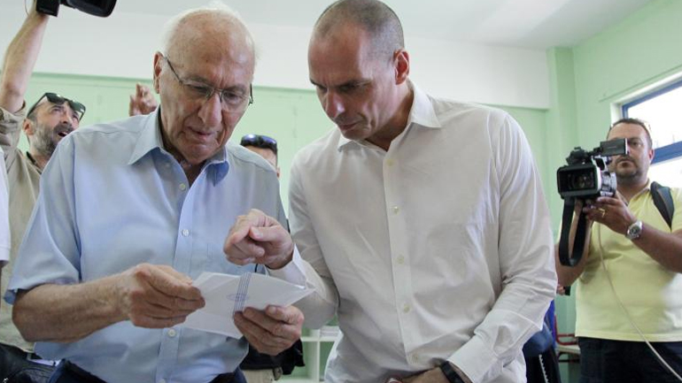 Αναποφάσιστος ο Βαρουφάκης για την ψήφο του…