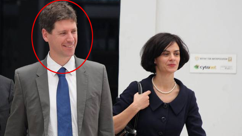 Guardian: Ο άνθρωπος που θα κυβερνά αύριο την Ελλάδα