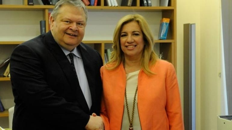 ΠΑΣΟΚ: Δεν θα παράσχουμε εμπιστοσύνη στην κυβέρνηση ΠΑΣΟΚ: Δεν θα παράσχουμε εμπιστοσύνη στην κυβέρνηση