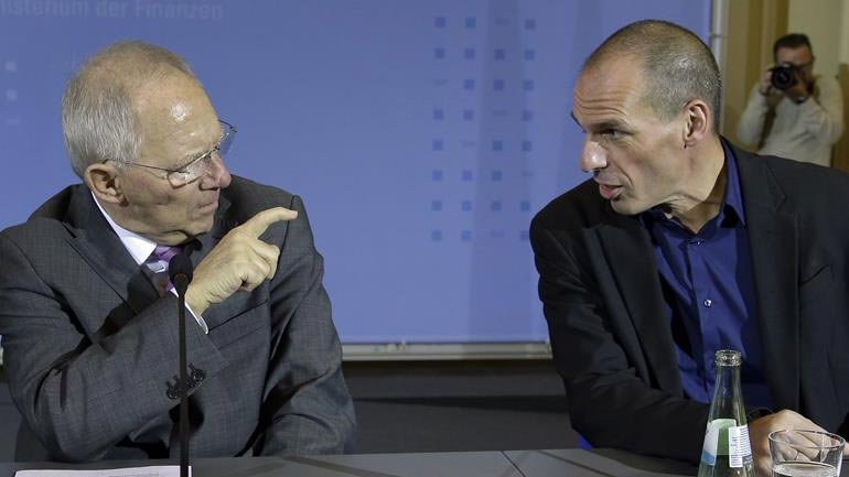 Ο «Σίσυφος» Σόιμπλε βασανίζει τον «Οδυσσέα» Βαρουφάκη