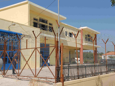 Σάμος: Καταγγελία αστυνομικών για τις συνθήκες κράτησης μεταναστών