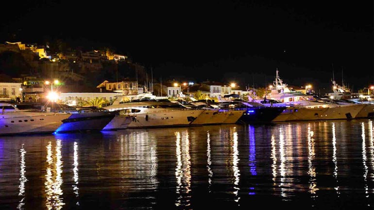 Έκθεση πολυτελών σκαφών 2 έως 6 Μαΐου στο Ναύπλιο