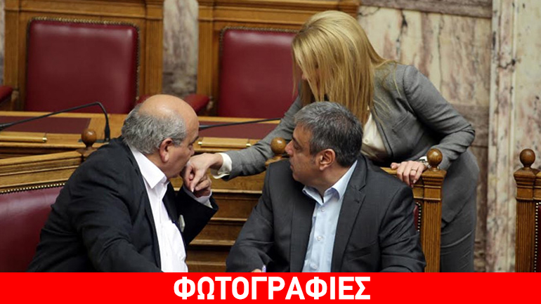 H τσίχλα και το χειροφίλημα…