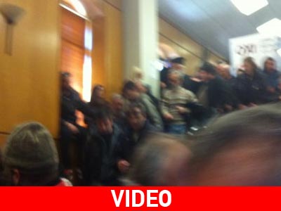 Αναβλήθηκε η συνεδρίαση του Περιφερειακού Συμβουλίου λόγω αντιδράσεων για το εργοστάσιο πρώην υπουργού