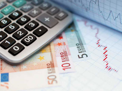 Πώς θα πληρώνουν ΦΠΑ από την 1η Οκτωβρίου οι επαγγελματίες