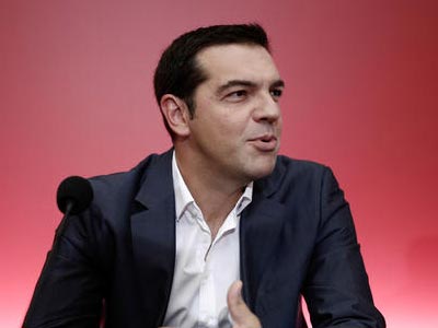 Eκτός επιτροπής αναθεώρησης του Συντάγματος ο ΣΥΡΙΖΑ