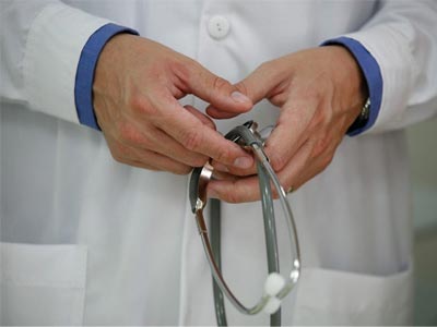 Στο Πειθαρχικό ο γιατρός του ΕΣΥ που κατηγορείται για χρηματισμό