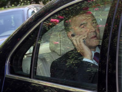 Ποιους βλέπει ο Μοσχοβισί στην Αθήνα