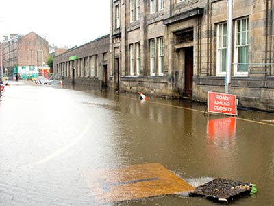 Σκωτία: 32.000 νοικοκυριά παραμένουν στο σκοτάδι μετά από καταιγίδα