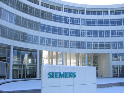 Στο μικροσκόπιο της Κομισιόν η συμφωνία Ελλάδας – Siemens