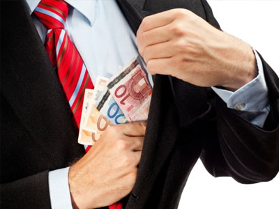 Kαρδίτσα: Υπάλληλος της Διεύθυνσης Μεταφορών συνελήφθη για εκβιασμό και δωροδοκία