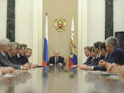 Oργή Κρεμλίνου για το δημοσίευμα της Wall Street Journal που εμπλέκει συνεργάτη του Πούτιν