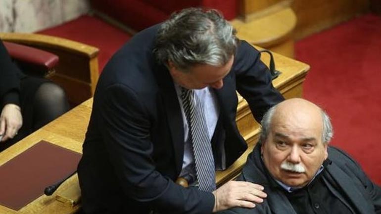 «Ο Κατρούγκαλος απολαμβάνει την πλήρη εμπιστοσύνη της κυβέρνησης»