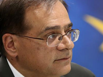 Χαρδούβελης στους NYT: Η Ελλάδα σχεδιάζει νέα έξοδο στις αγορές