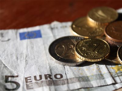 Χιλιάδες αιτήσεις για το ελάχιστο εγγυημένο εισόδημα