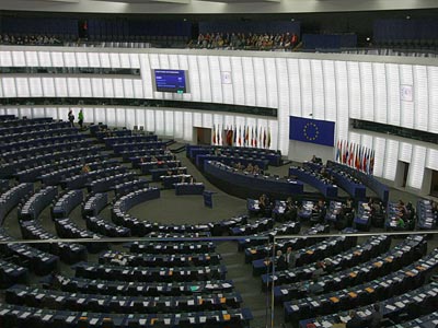 Αντιδράσεις για το θέμα των αποζημιώσεων στο Ευρωκοινοβούλιο