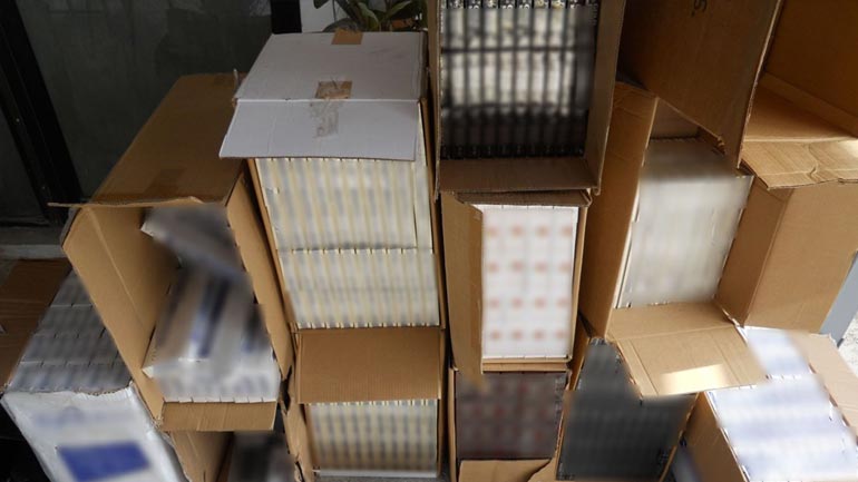 Χαλκίδα: Έφοδος σε διαμέρισμα με λαθραία τσιγάρα