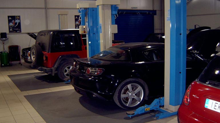 Διαψεύδονται τα δημοσιεύματα για φόρους στην πετρελαιοκίνηση