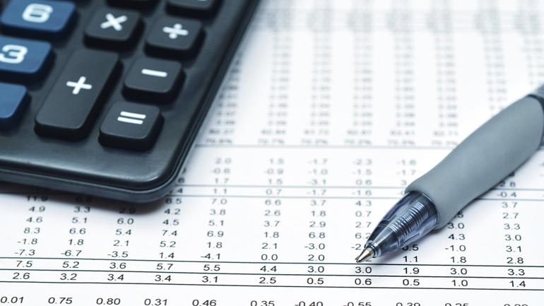 Υποχρεωτικά στον ΟΑΕΕ όλοι οι εργαζόμενοι με «μπλοκάκι»