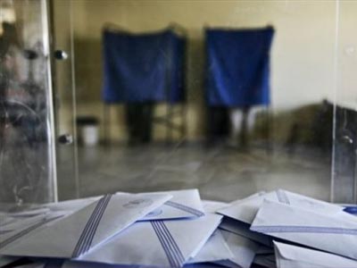 Πειραιάς: Γρονθοκόπησε εκλογικό αντιπρόσωπο της ΧΑ