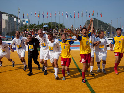 Στο 12ο Παγκόσμιο Κύπελλο street soccer η Εθνική Αστέγων, με την υποστήριξη της INTERAMERICAN