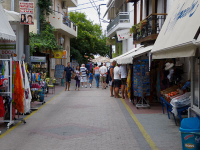 Θάσος: Απατεώνας υποδύθηκε τον… πρέσβη και εξαπάτησε οδηγό