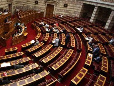 Άρση ασυλίας Παναγιώταρου, Μπαρμπαρούση και Μιχελάκη εισηγείται η Επιτροπή