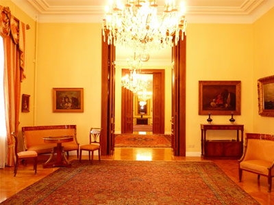 Τραβάτε με κι ας κλαίω…