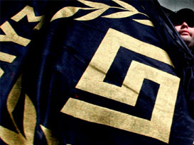 Xρυσή Αυγή: Παράσταση Σαμαρά στη ΔΕΘ