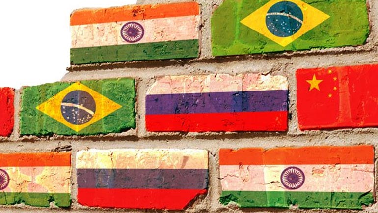 Με χαμηλό μερίδιο η συμμετοχή της Ελλάδας στην τράπεζα των BRICS