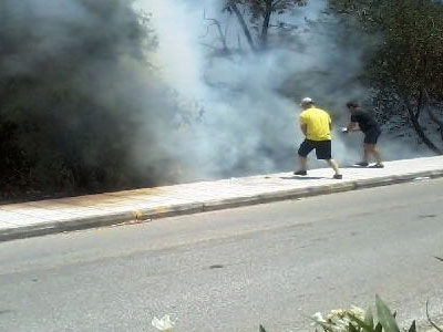 Σε εξέλιξη φωτιά στην Εκάλη