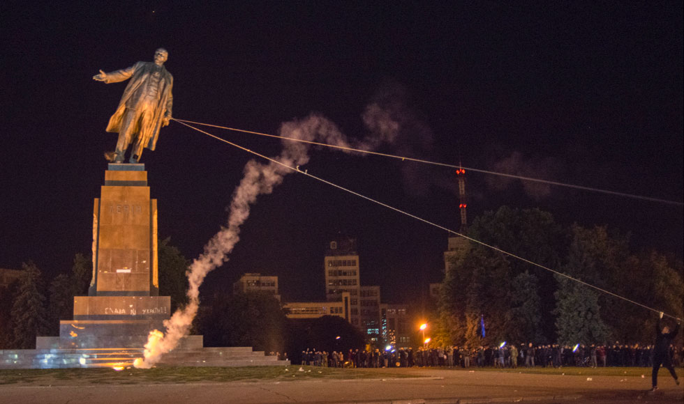 O Λένιν πλήρωσε το μάρμαρο…