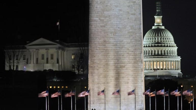 Μπλακ-άουτ βυθίζει στο σκοτάδι την Ουάσινγκτον